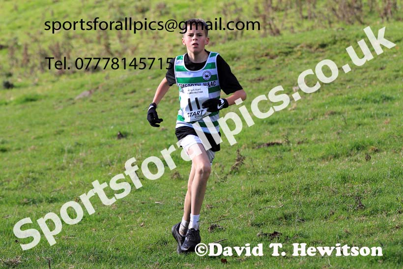 Boys under-13s, 2022 NECAA Cross Country Relays, Thornley Hall Farm, Peterlee, County Durham, October 15th. Photo: David T. Hewitson/Sports for All Pics